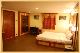 honeymoon suite